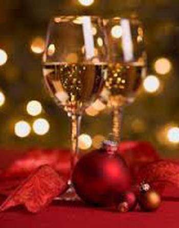 HOLIDAY WHITE DARLINGS