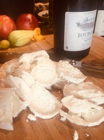 DOMAINE BORGEOT BOURGOGNE BLANC ‘CLOS DE LA CARBONADE’ 2023 CASE