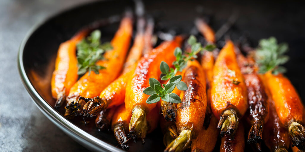 Honey-Glazed Carrots with White Wine